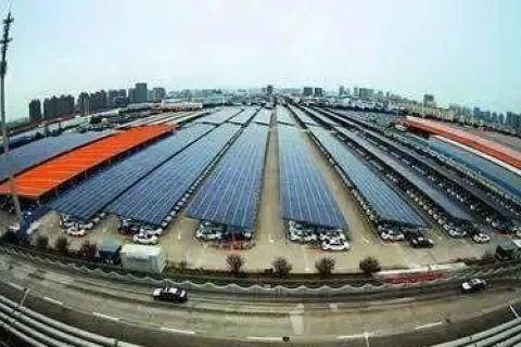國(guó)務(wù)院正式發(fā)布《新能源汽車產(chǎn)業(yè)發(fā)展規(guī)劃》，鼓勵(lì)光伏車棚建設(shè)！